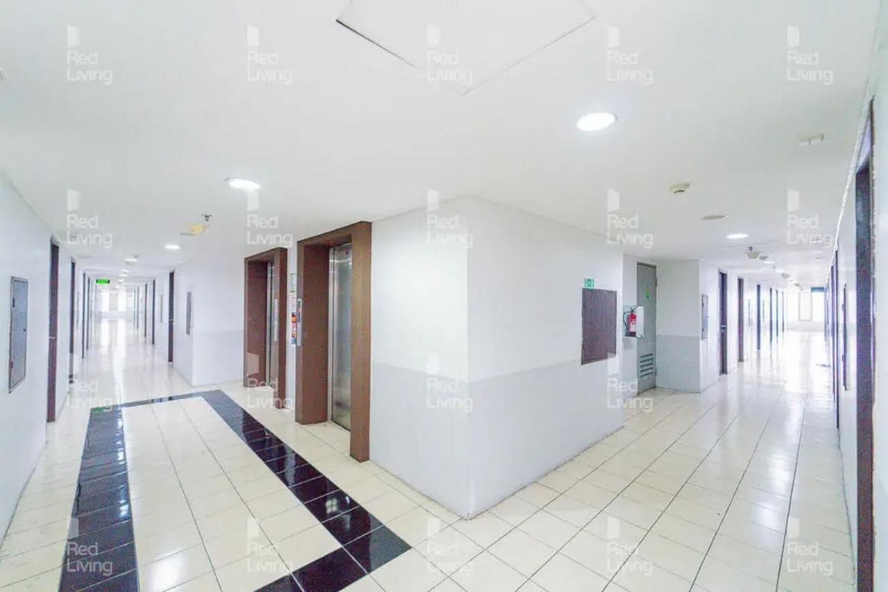 Redliving Apartemen Serpong Green View - Celebrity Room Tower B Tangerang Kültér fotó